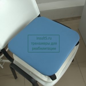 Сиденье-тренажер для вестибулярного аппарата и тренировки вставания